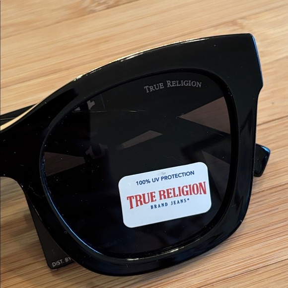 Brand New True Religion Black Oversized Square Cat Eye Sunglasses Gold Tone Logo main image 9